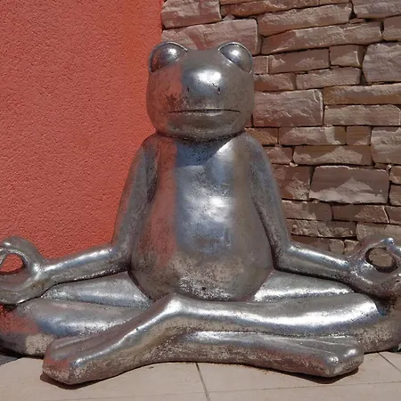 In Mit Gemeinsamem Pool Und Garten * Fazana